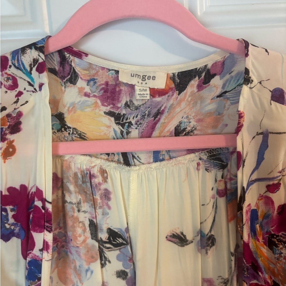 Umgee Cream Floral Fringe Kimono - Picture 7 of 9